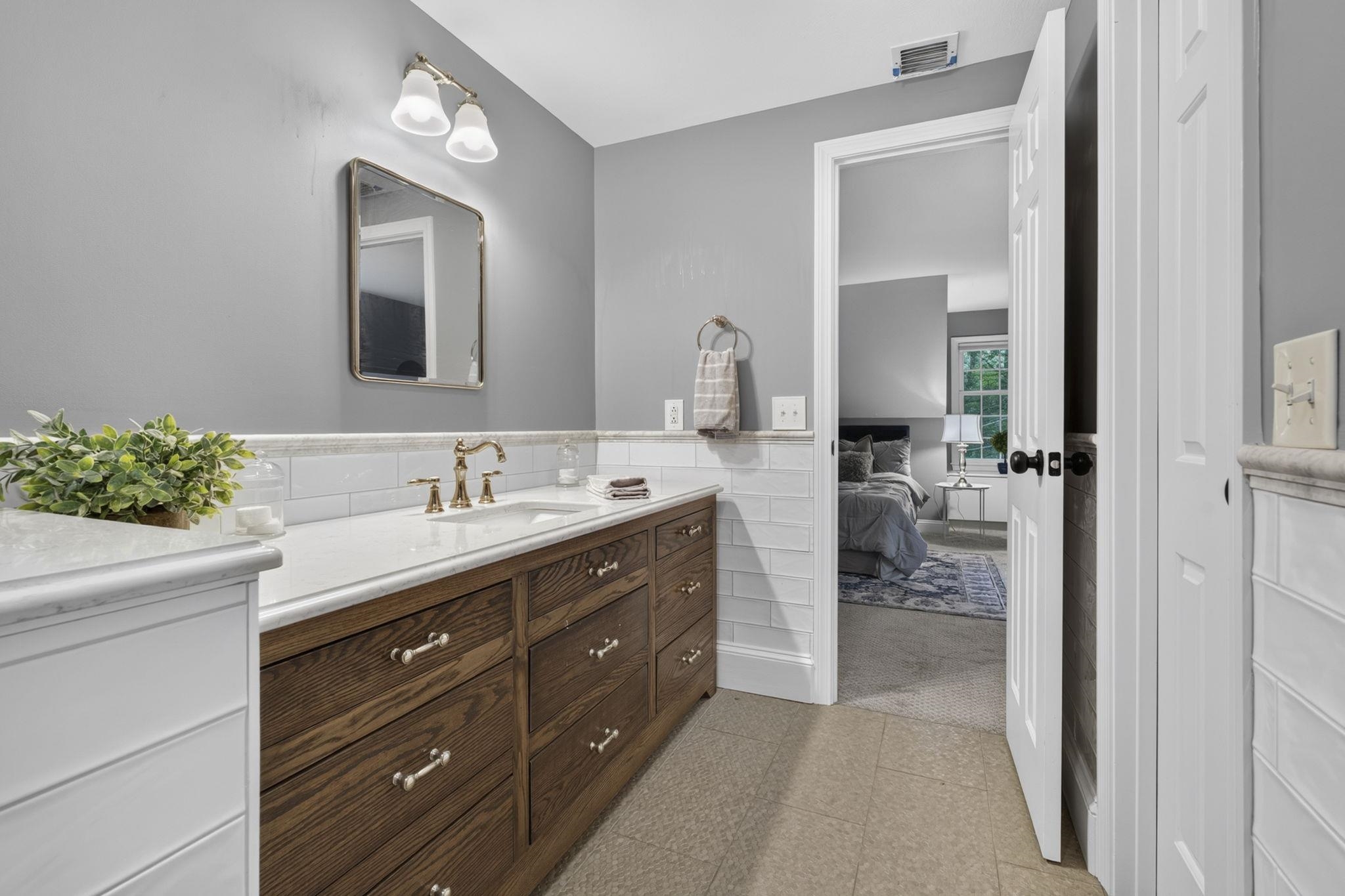 14 Fieldstone Drive