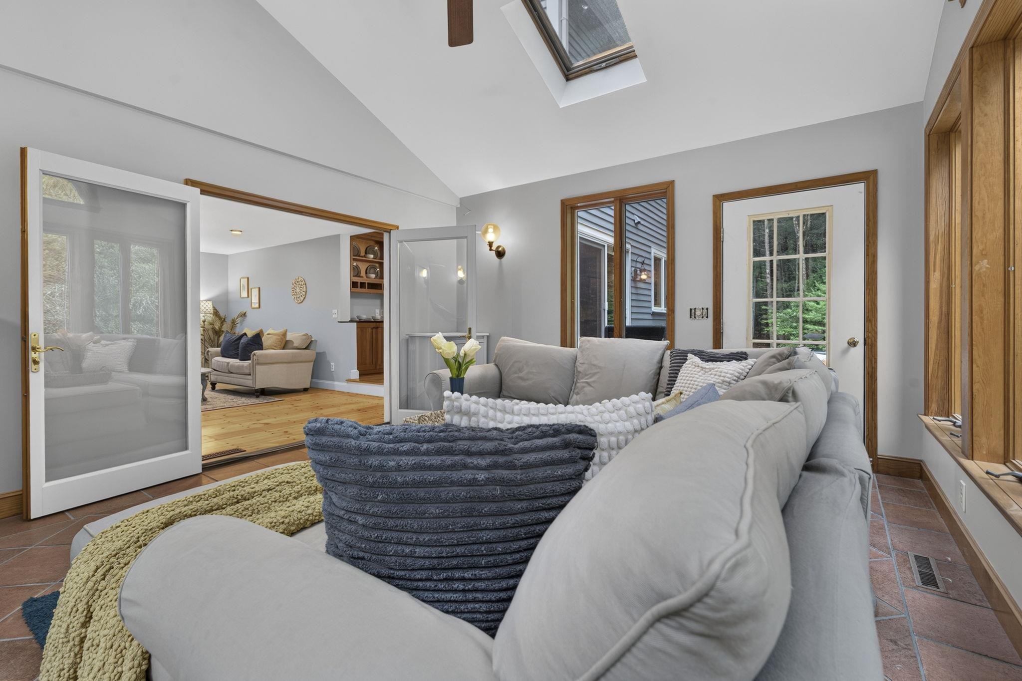 14 Fieldstone Drive