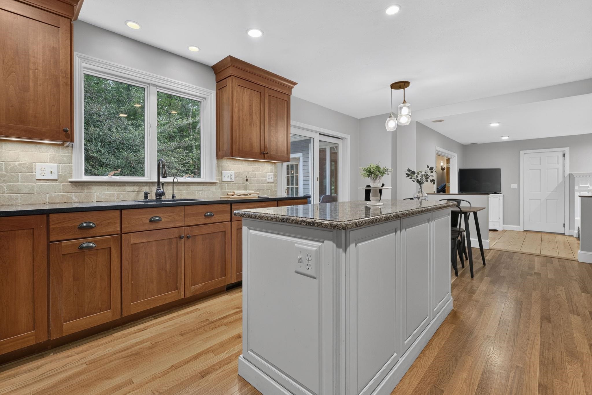 14 Fieldstone Drive