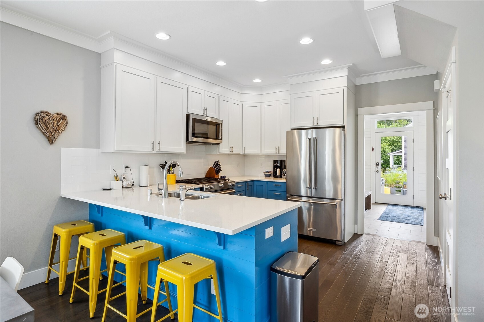 6 Glenview Lane