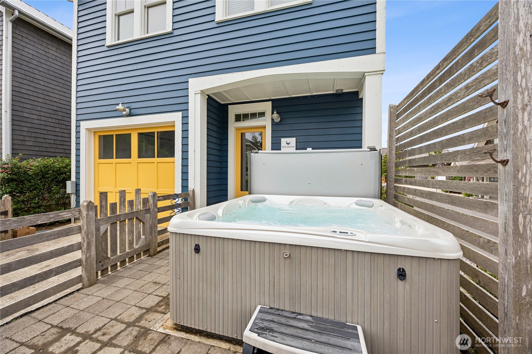 6 Glenview Lane
