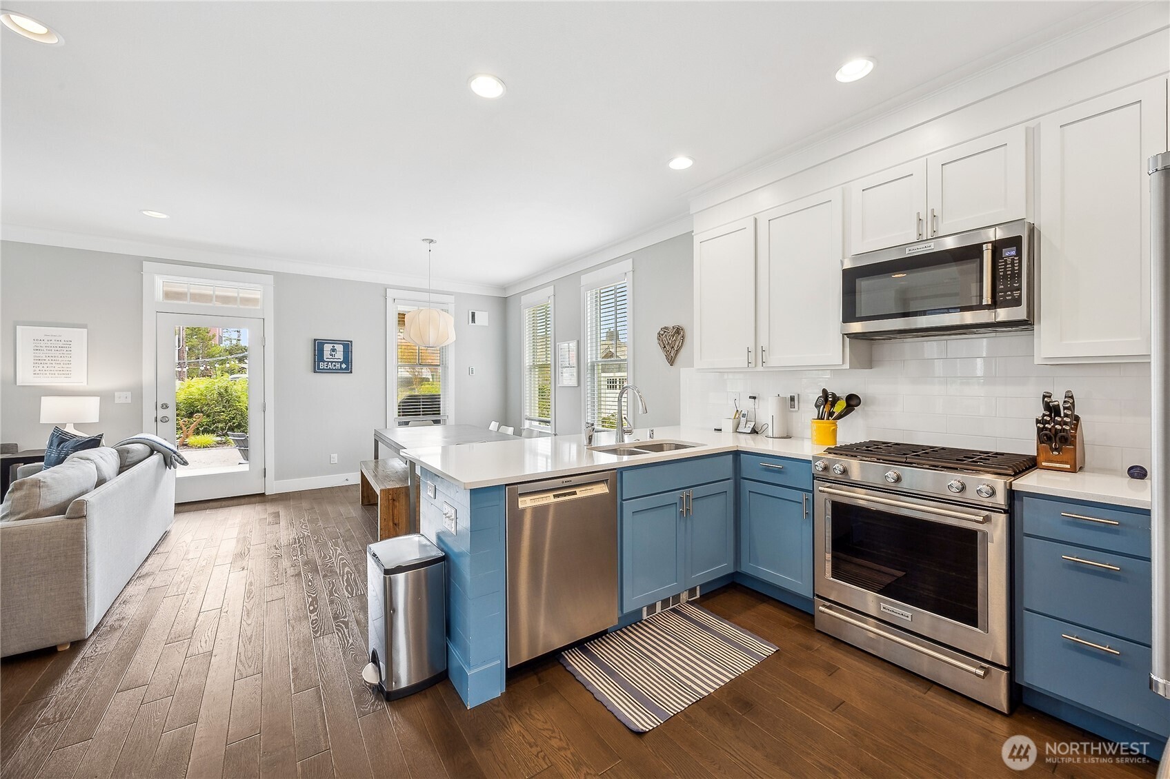 6 Glenview Lane