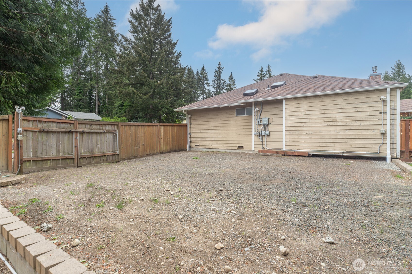 3959 Weathers Court SE