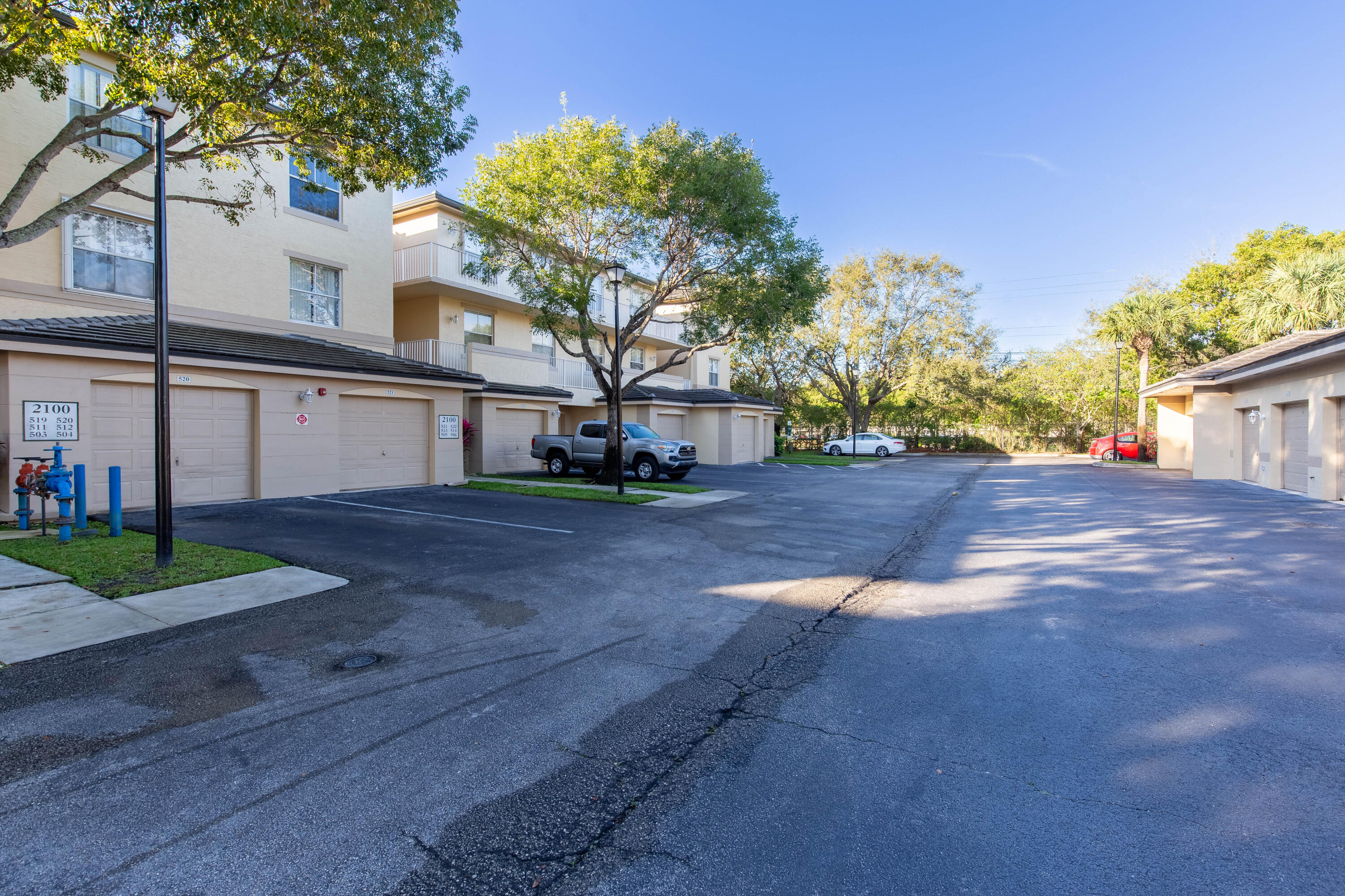 2100 Greenview Shores Boulevard 505