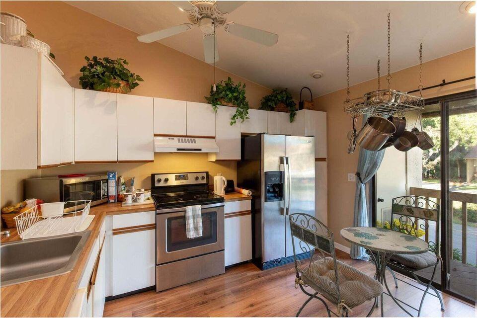 13045 Albright Court
