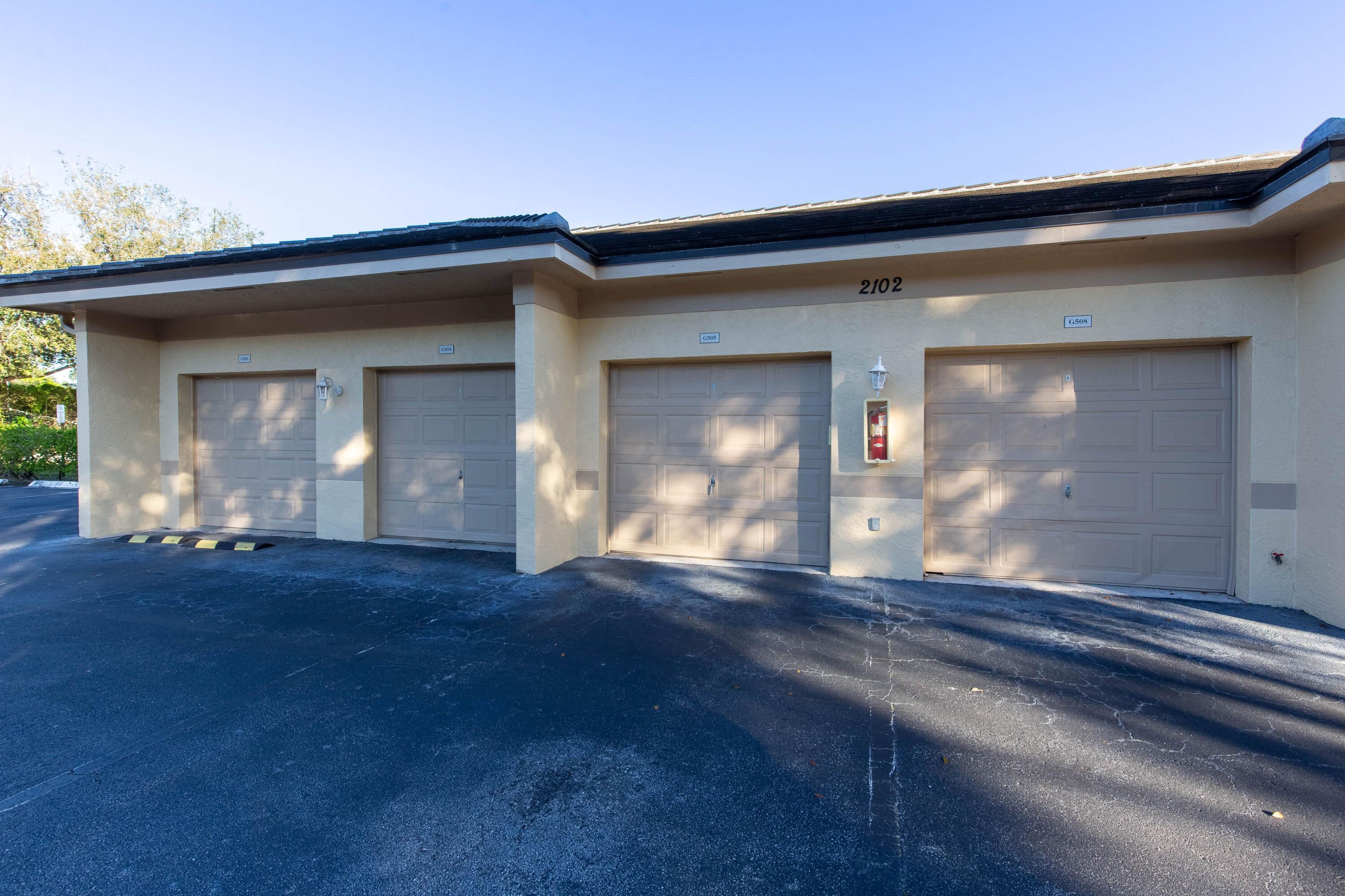2100 Greenview Shores Boulevard 505