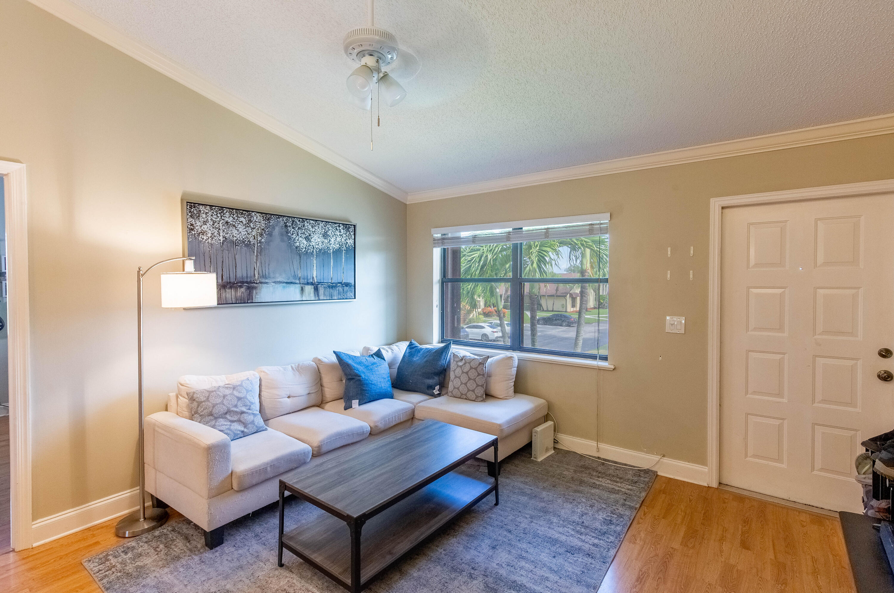 4703 Lucerne Lakes Boulevard E 204