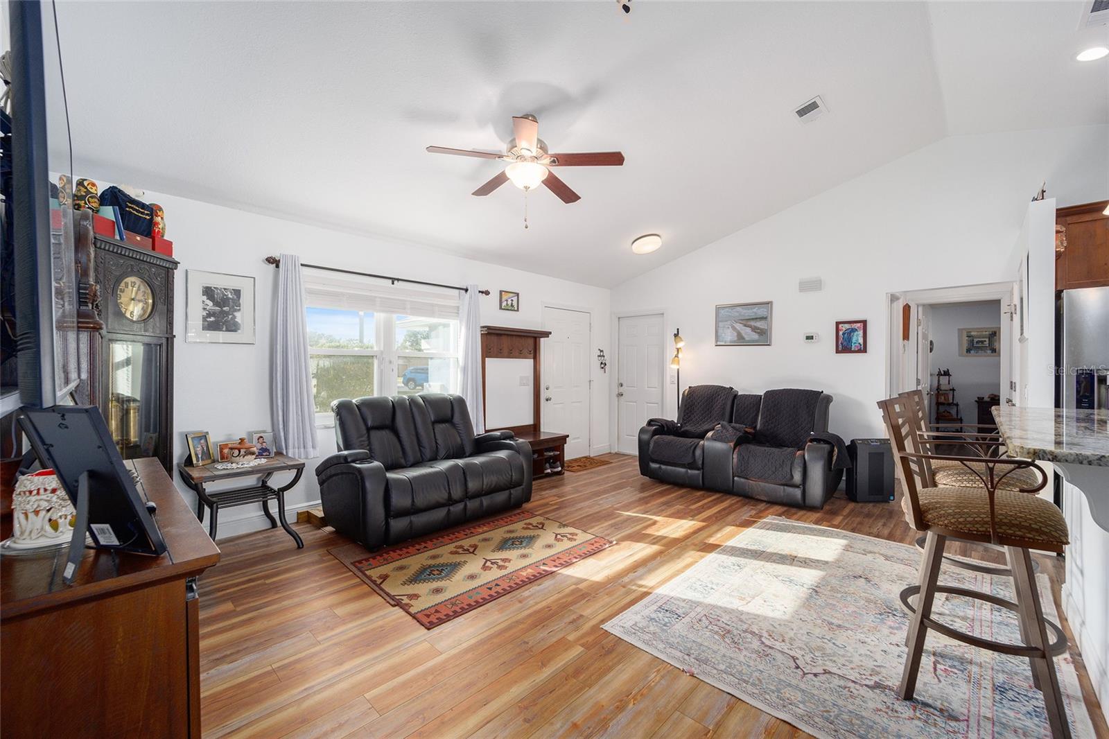 7191 HEMLOCK RD