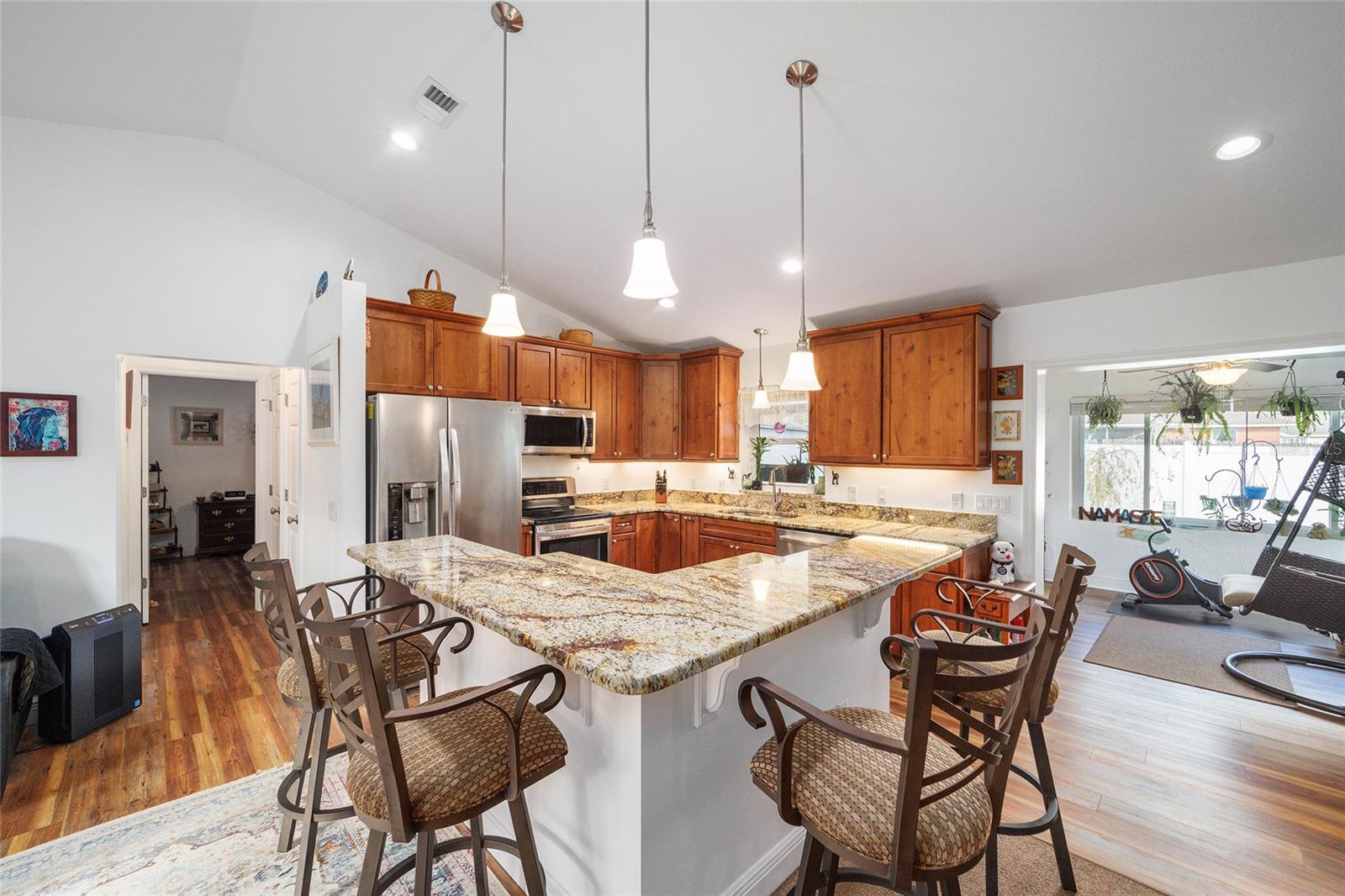 7191 HEMLOCK RD