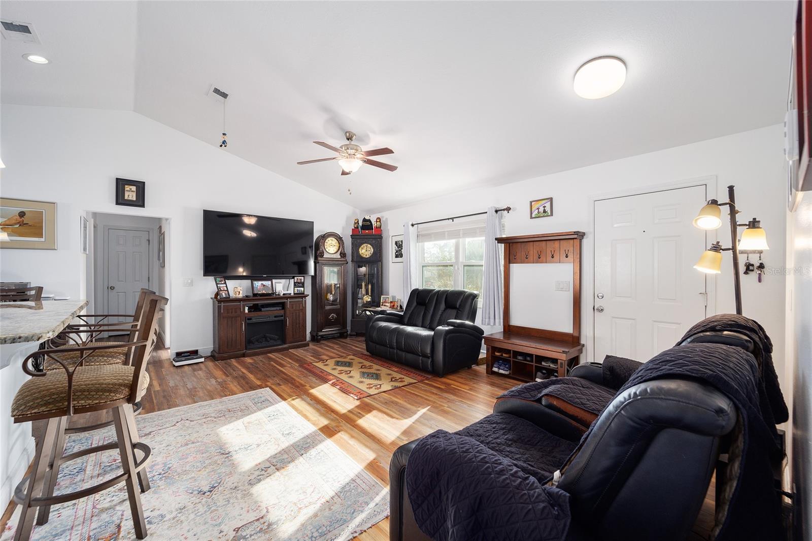 7191 HEMLOCK RD