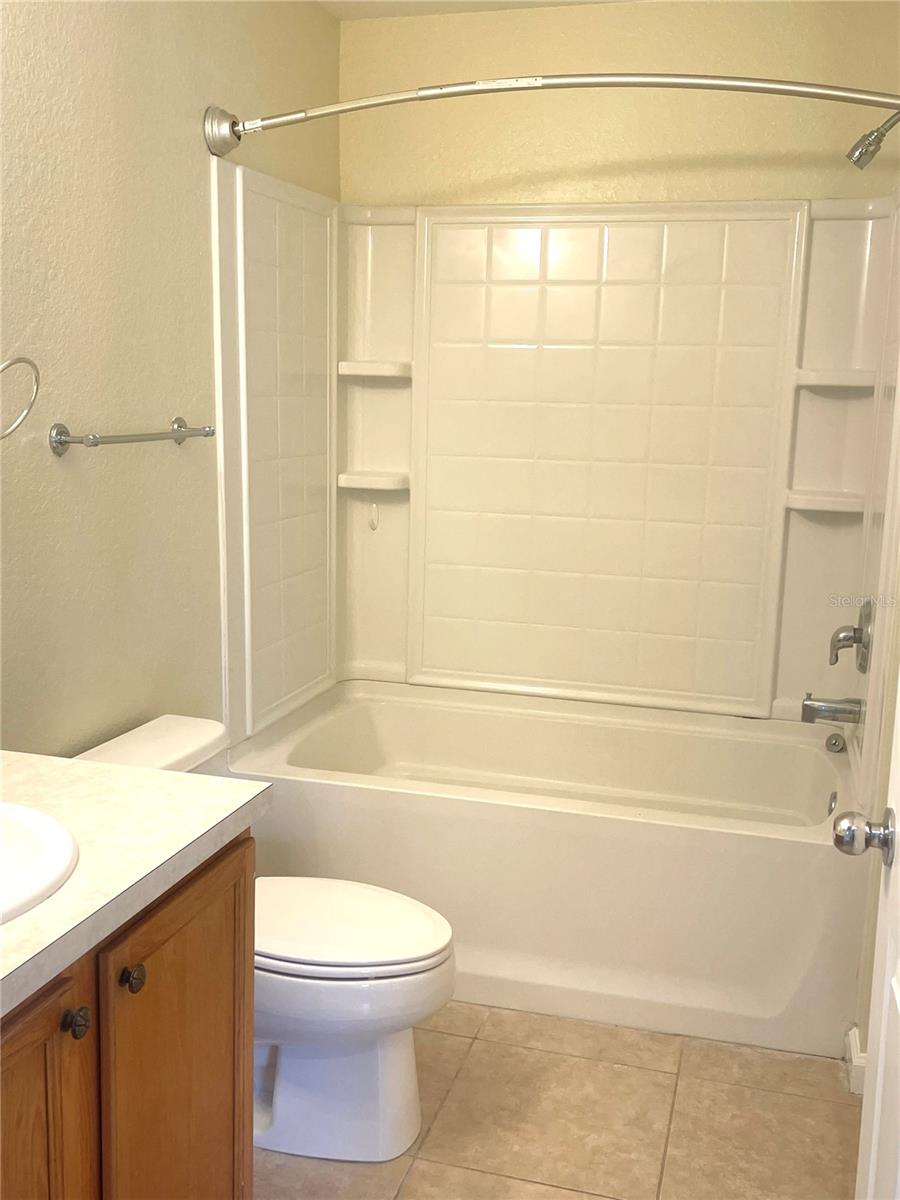 4052 SW 50TH RD