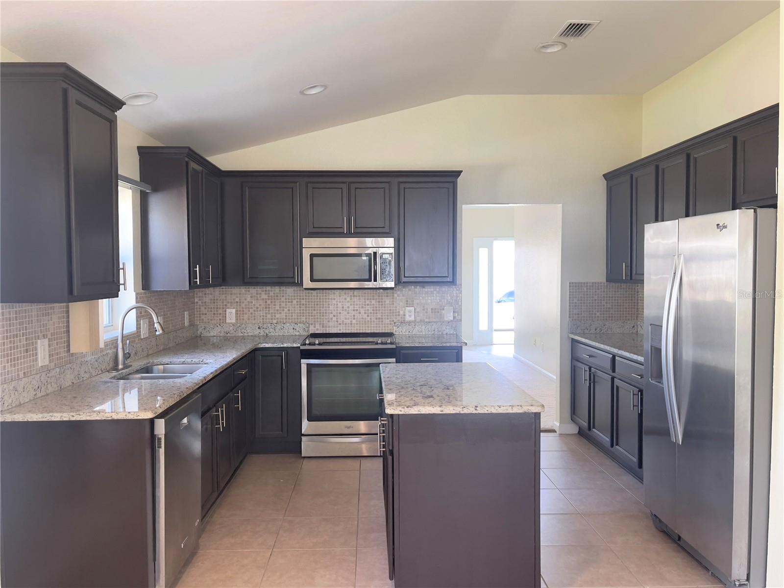4052 SW 50TH RD