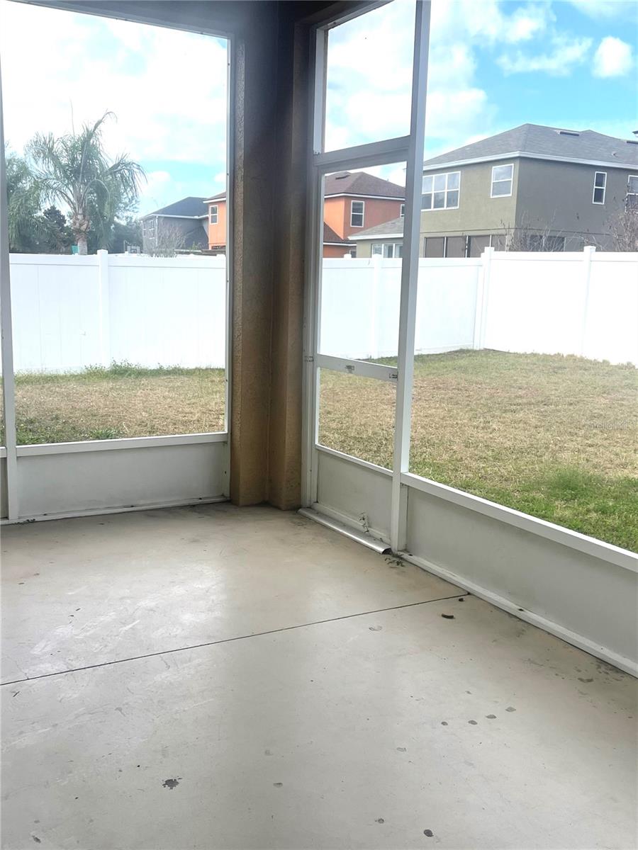 4052 SW 50TH RD
