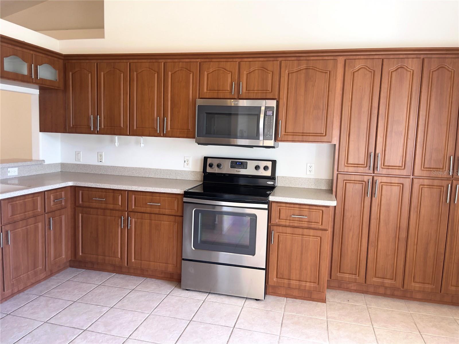 416 MARION OAKS PASS