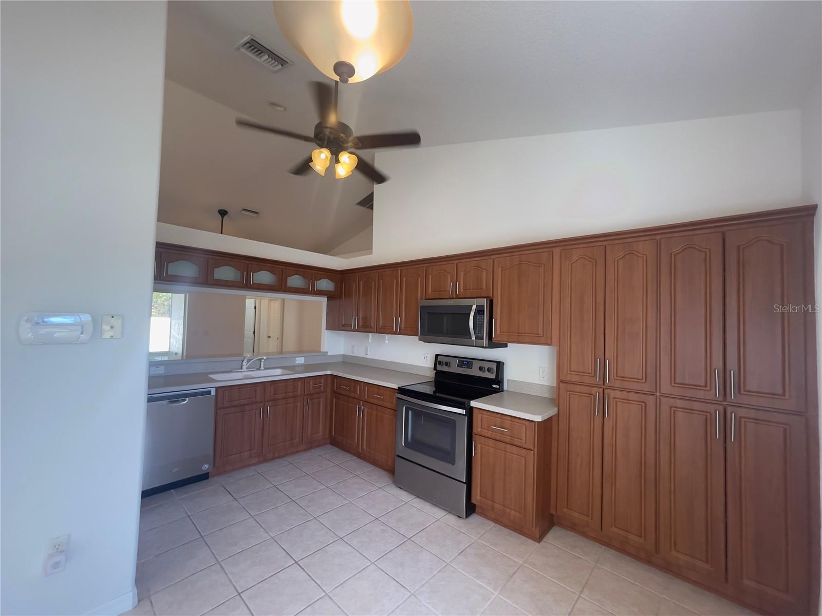 416 MARION OAKS PASS