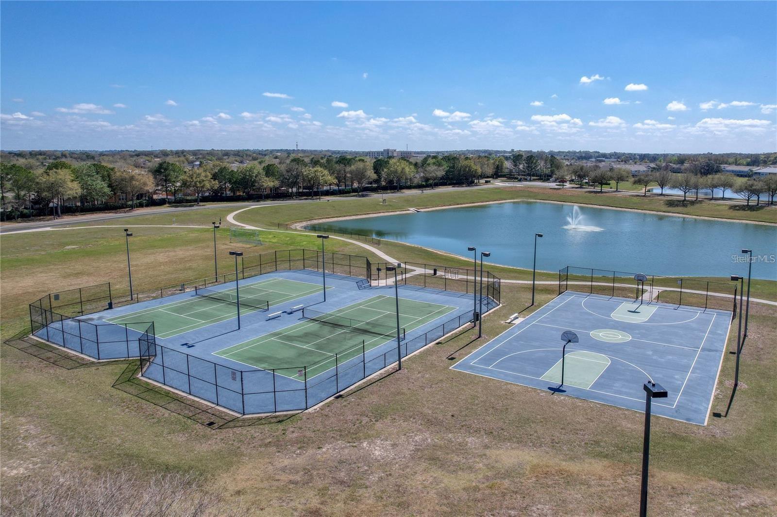 4555 SW 52ND CIR #104