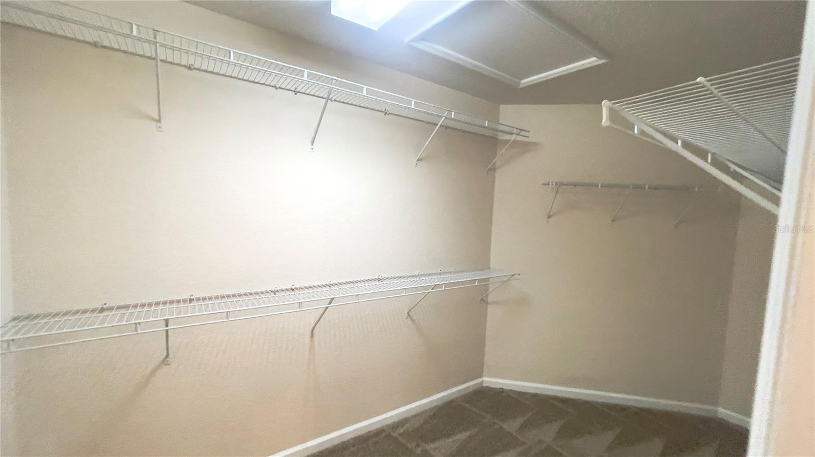 4555 SW 52ND CIR #104