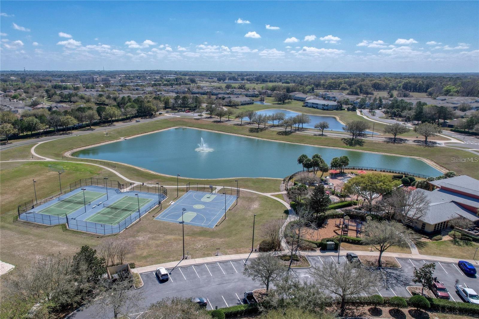 4555 SW 52ND CIR #104