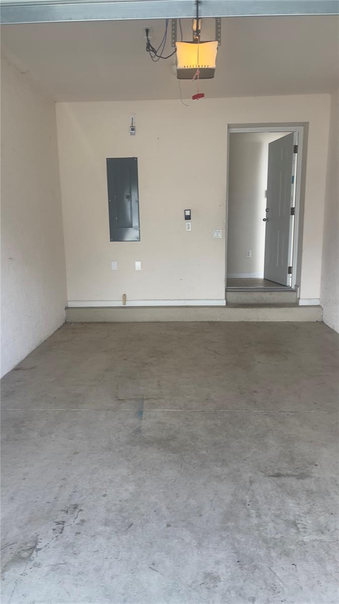 4555 SW 52ND CIR #104