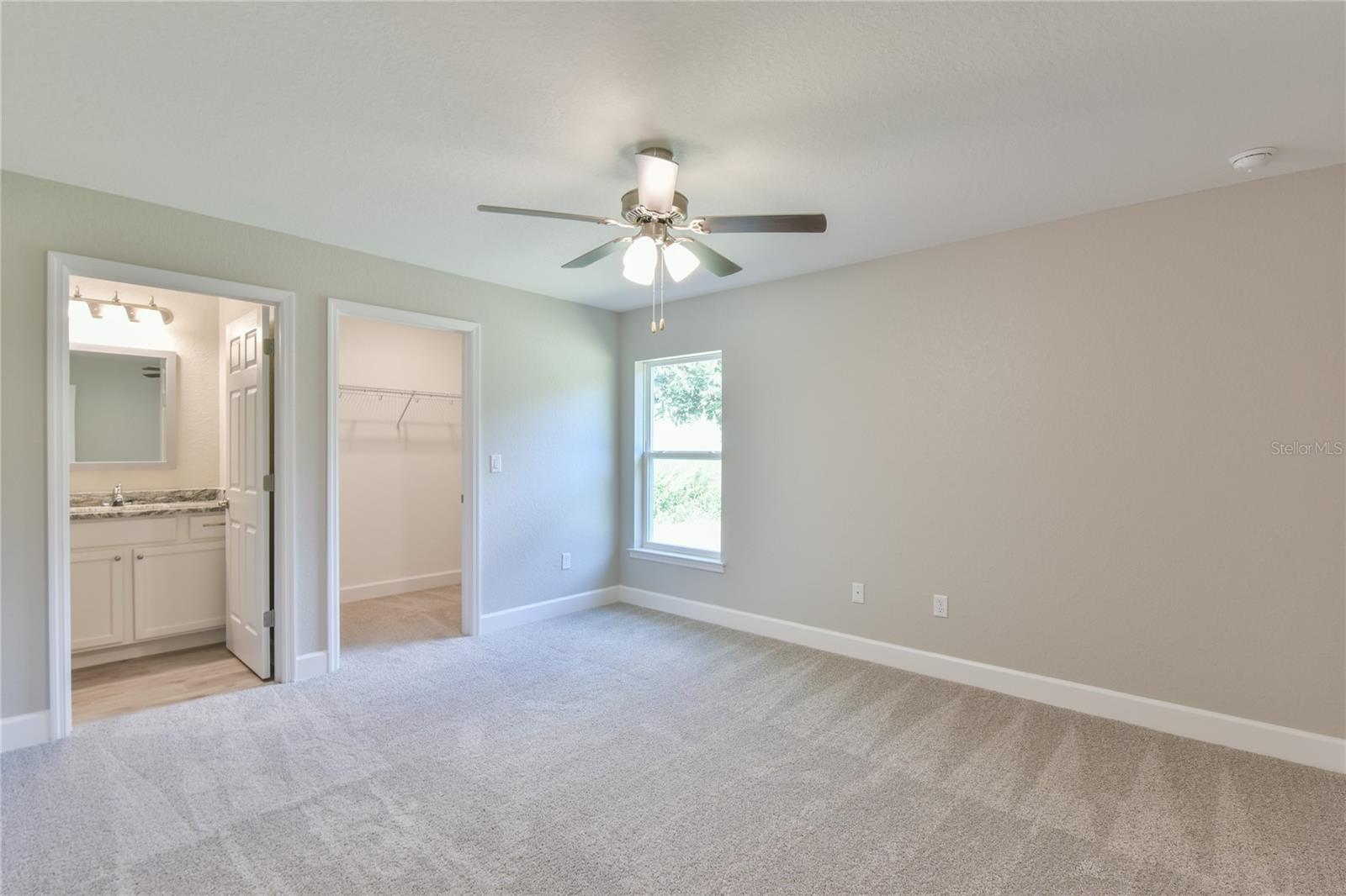 698 MARION OAKS TRL