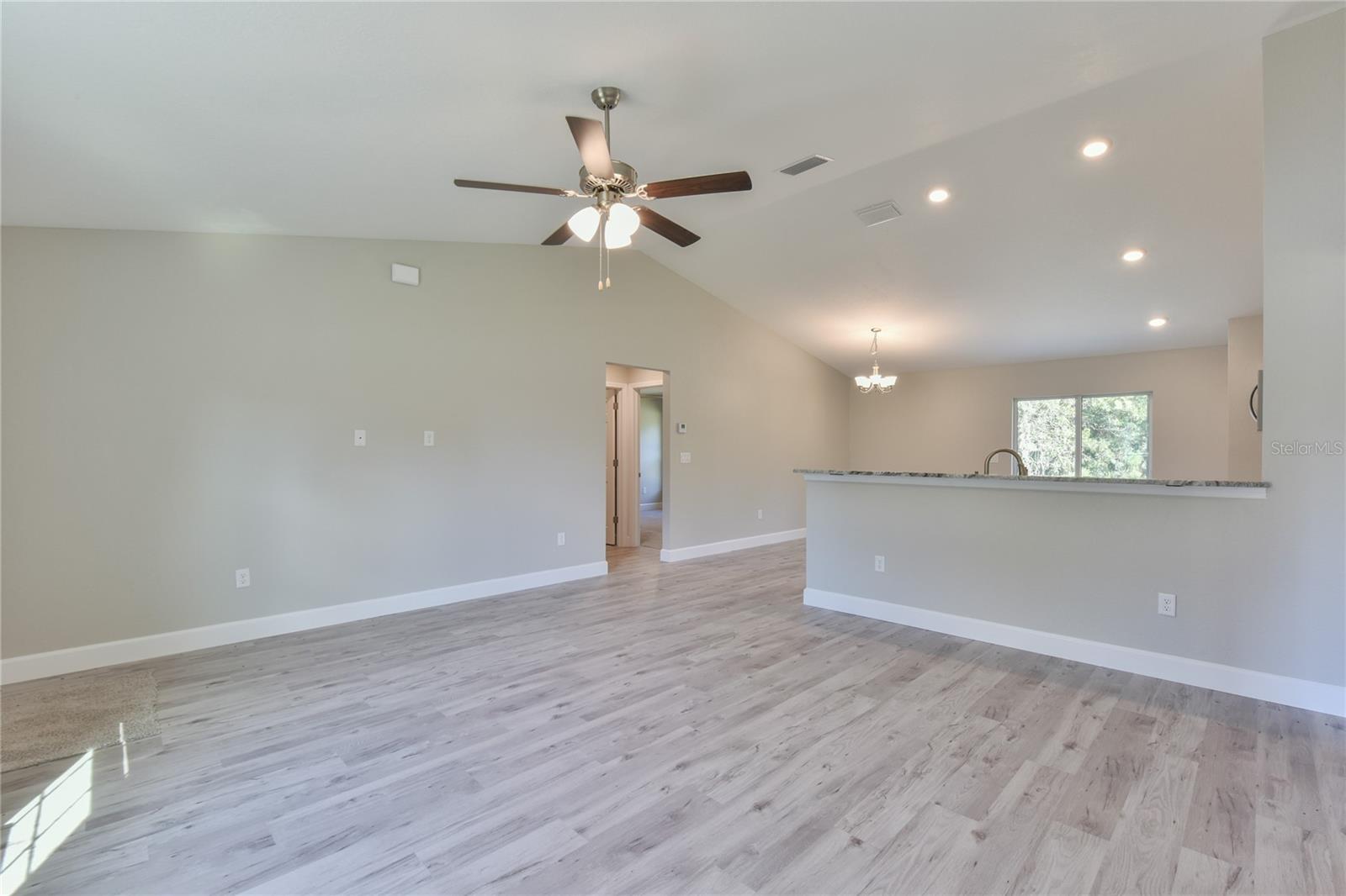 698 MARION OAKS TRL