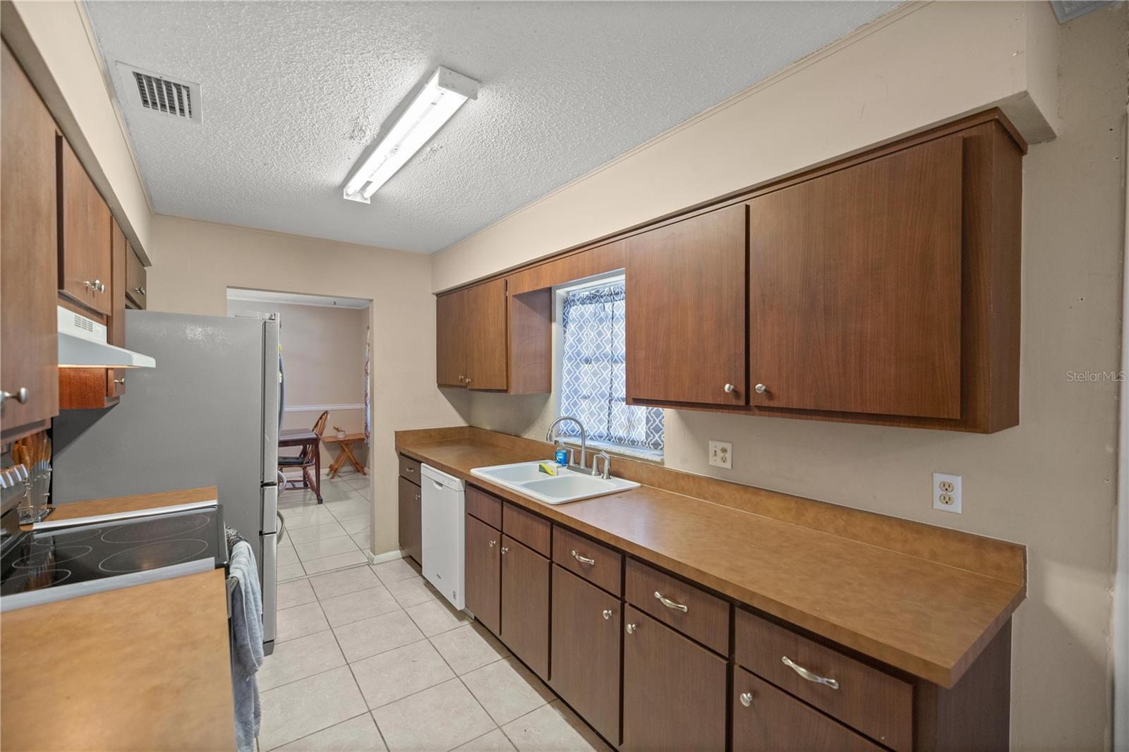 408 SE 51ST AVE