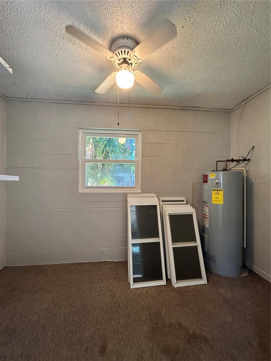 2101 NE 50TH PL