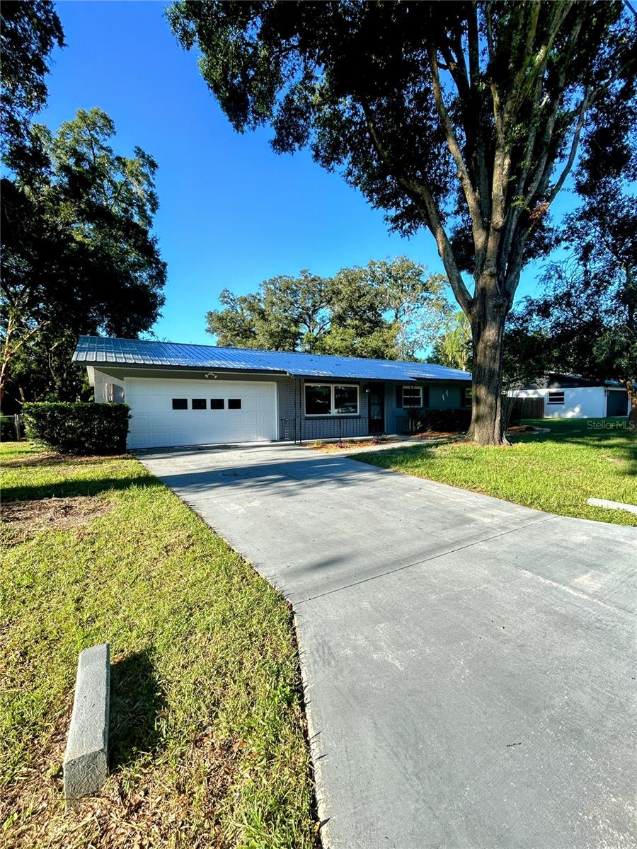 2101 NE 50TH PL