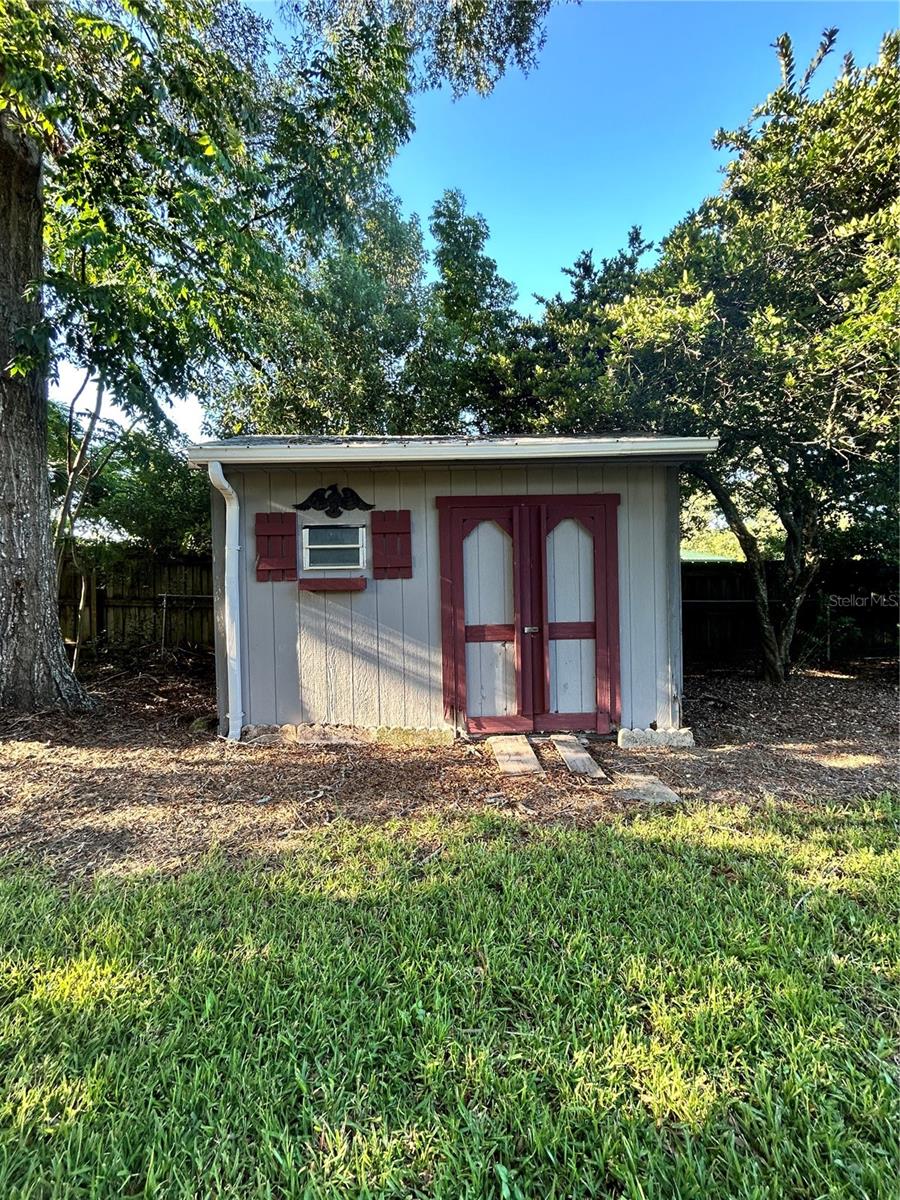 2101 NE 50TH PL