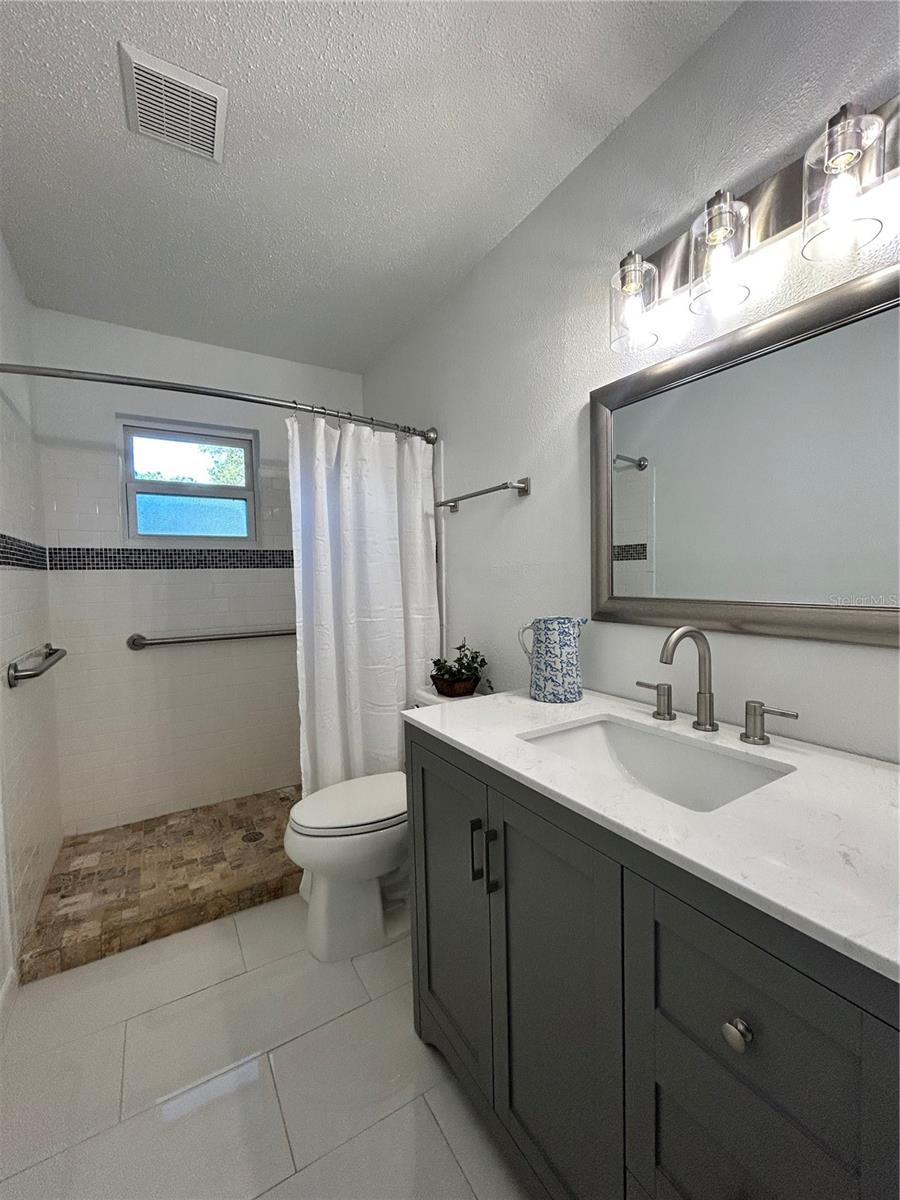 2101 NE 50TH PL