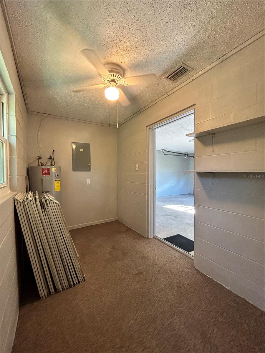 2101 NE 50TH PL