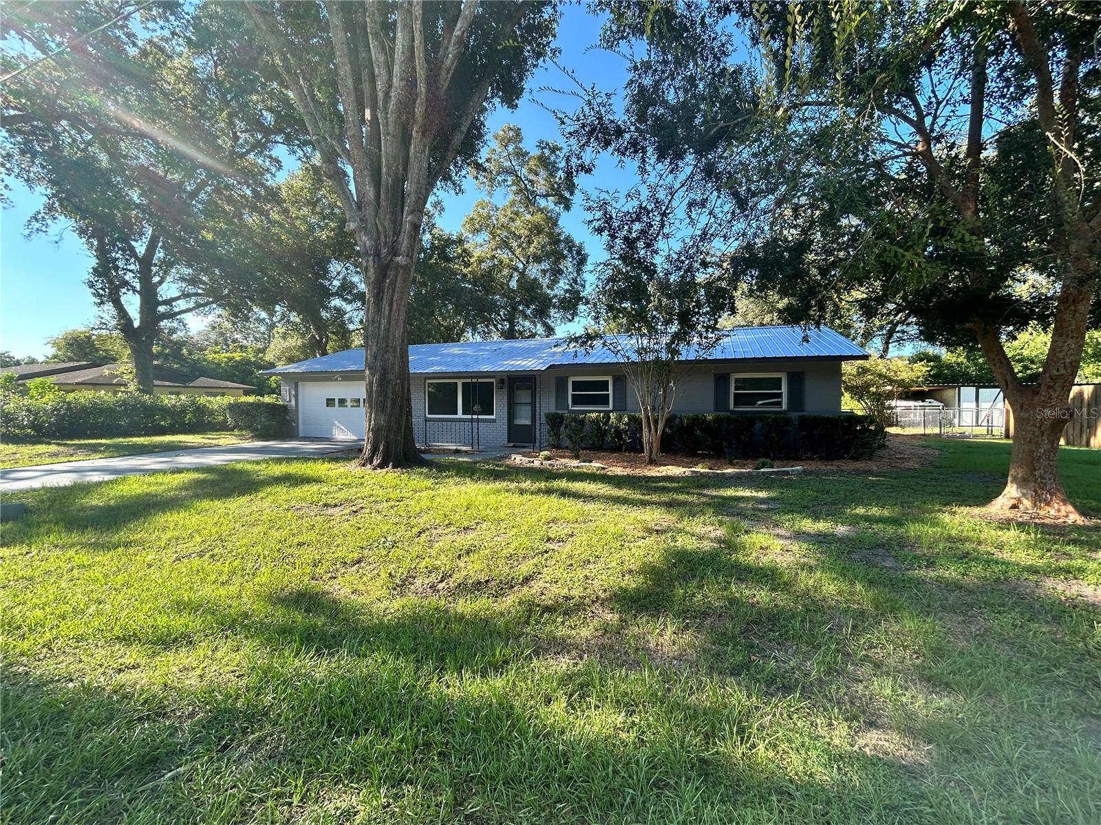 2101 NE 50TH PL