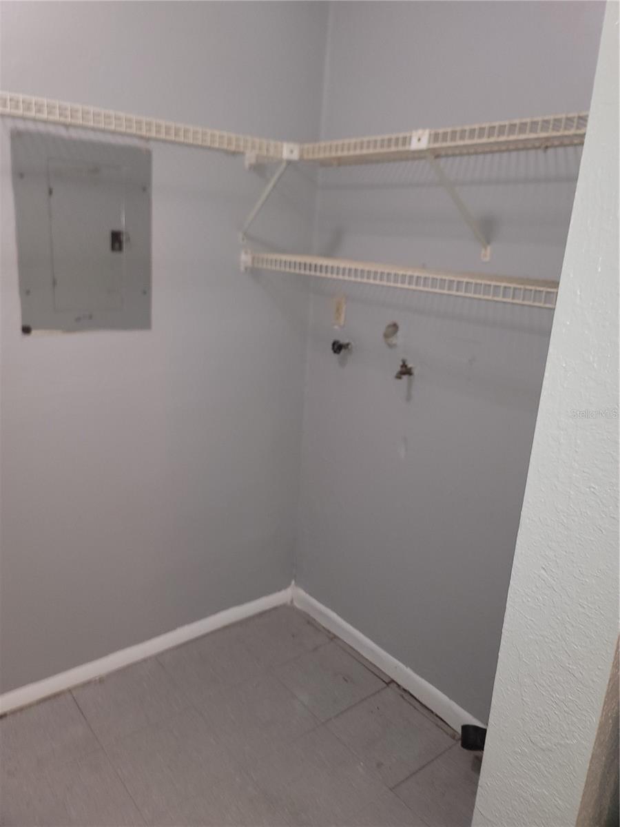 4276 NW 21ST AVE #Apt D