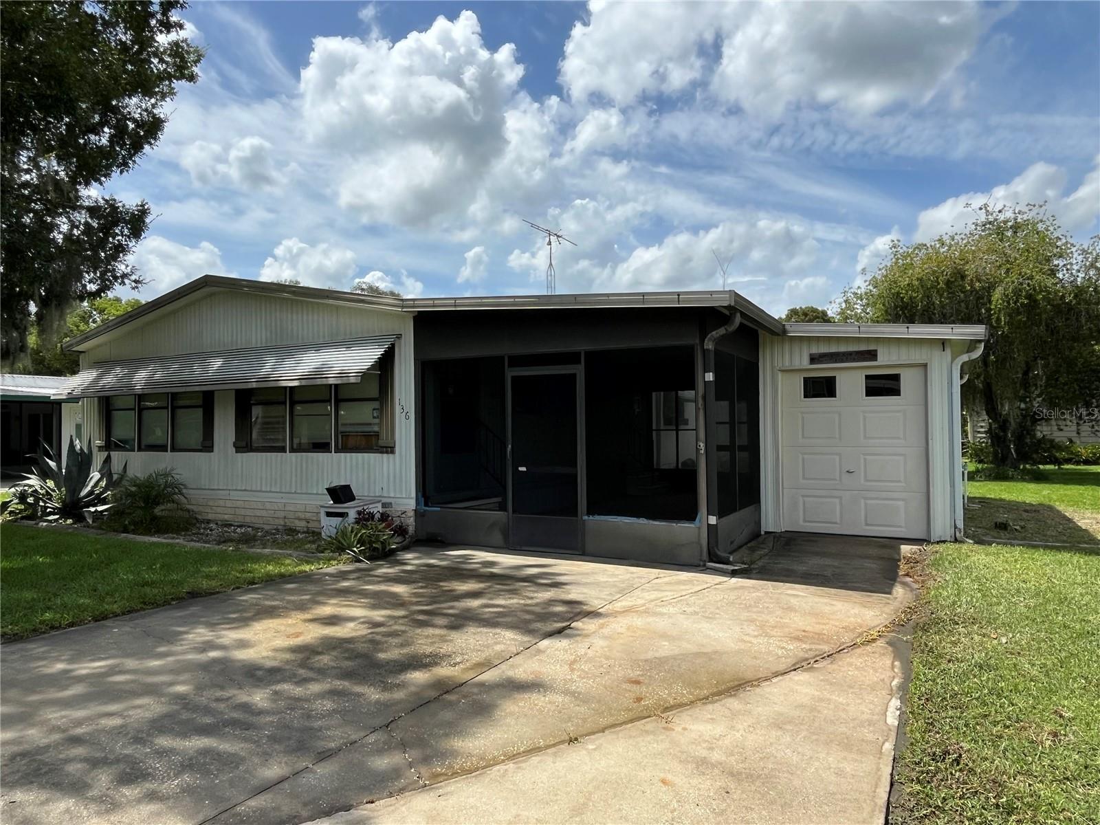 136 BIG OAK LN
