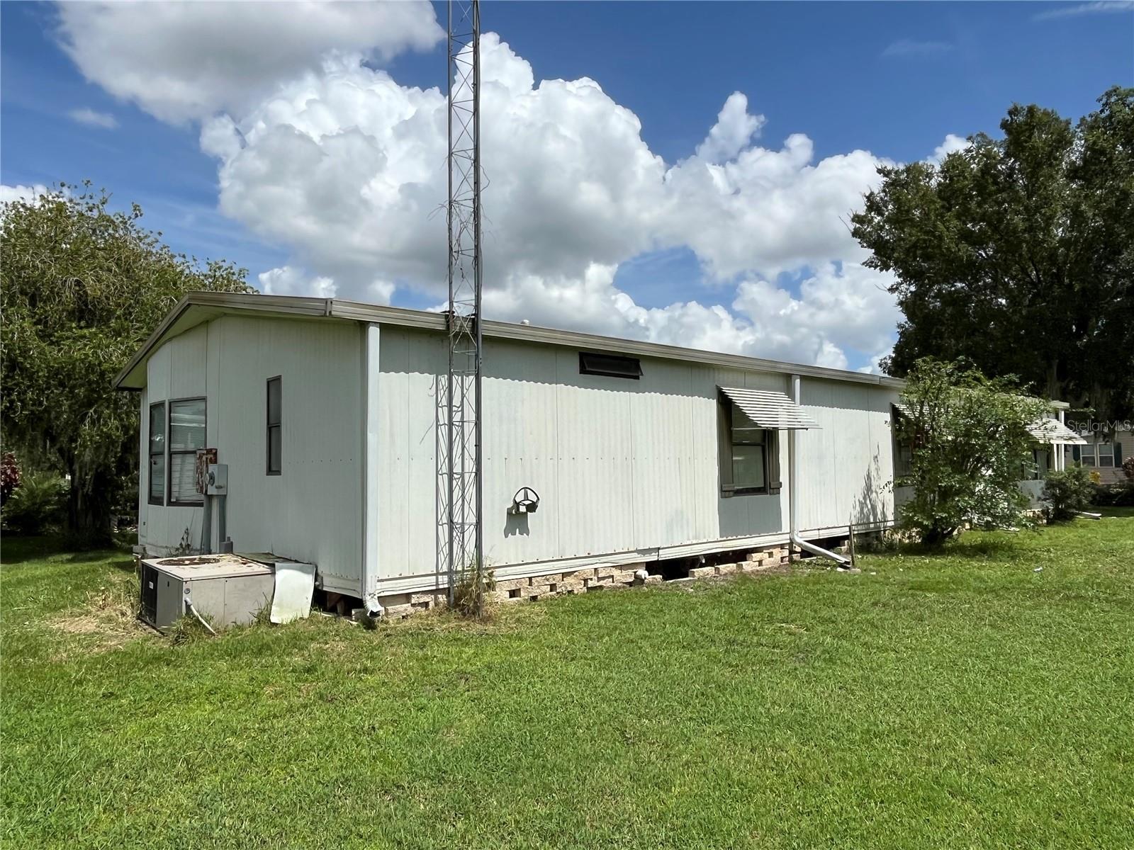 136 BIG OAK LN