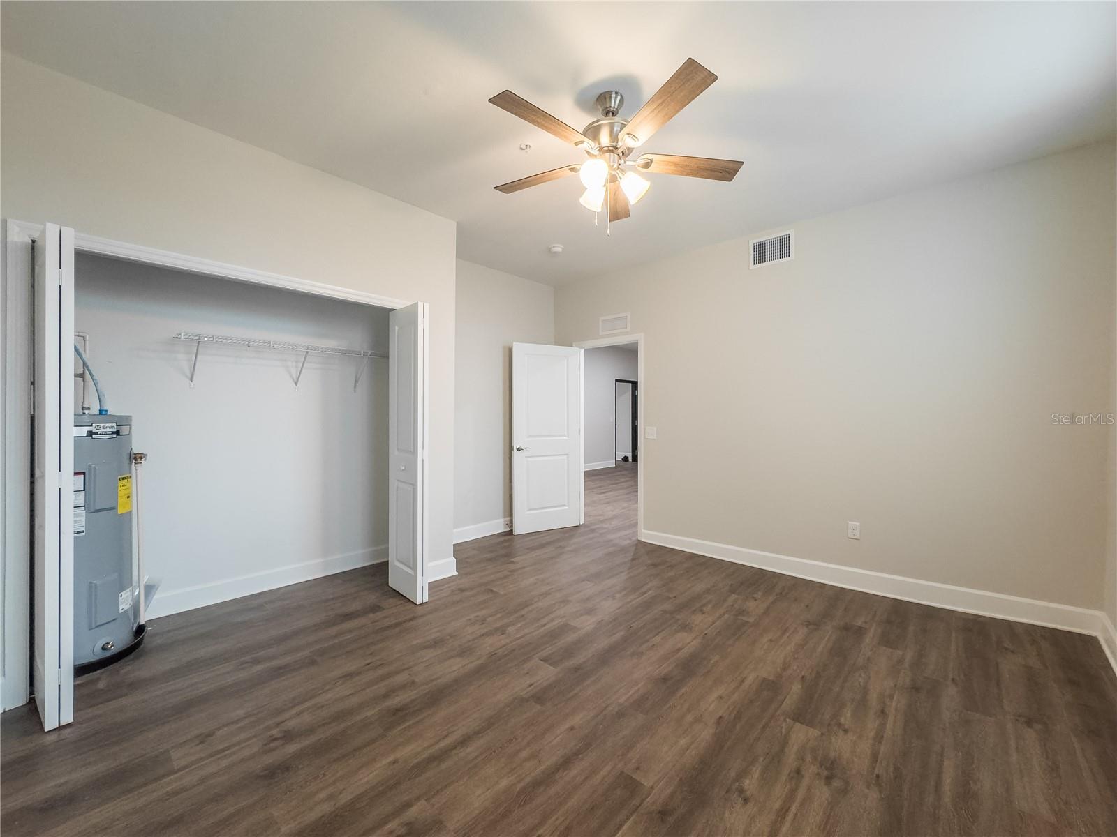 13 NE 1ST AVE #1