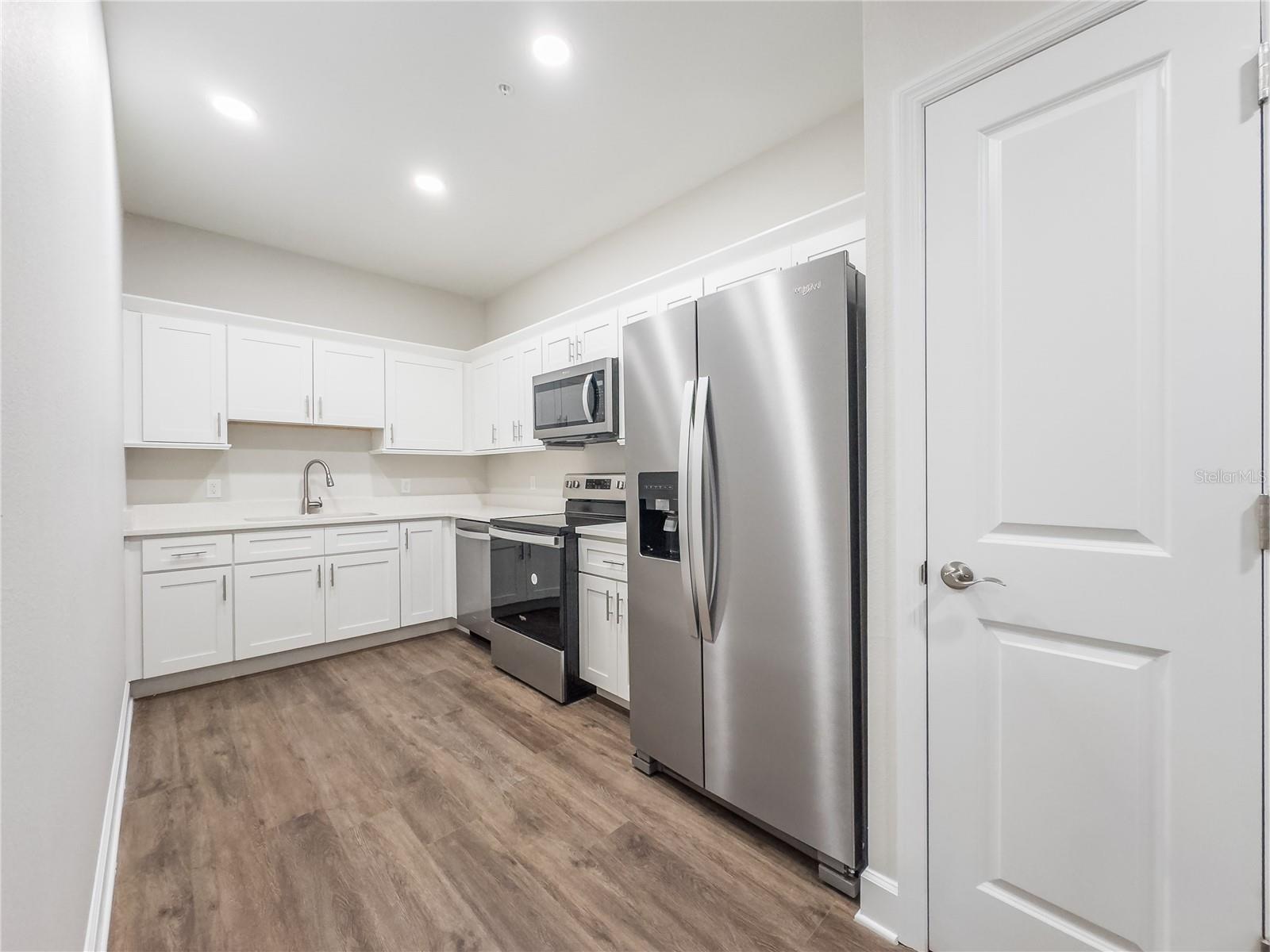 13 NE 1ST AVE #1