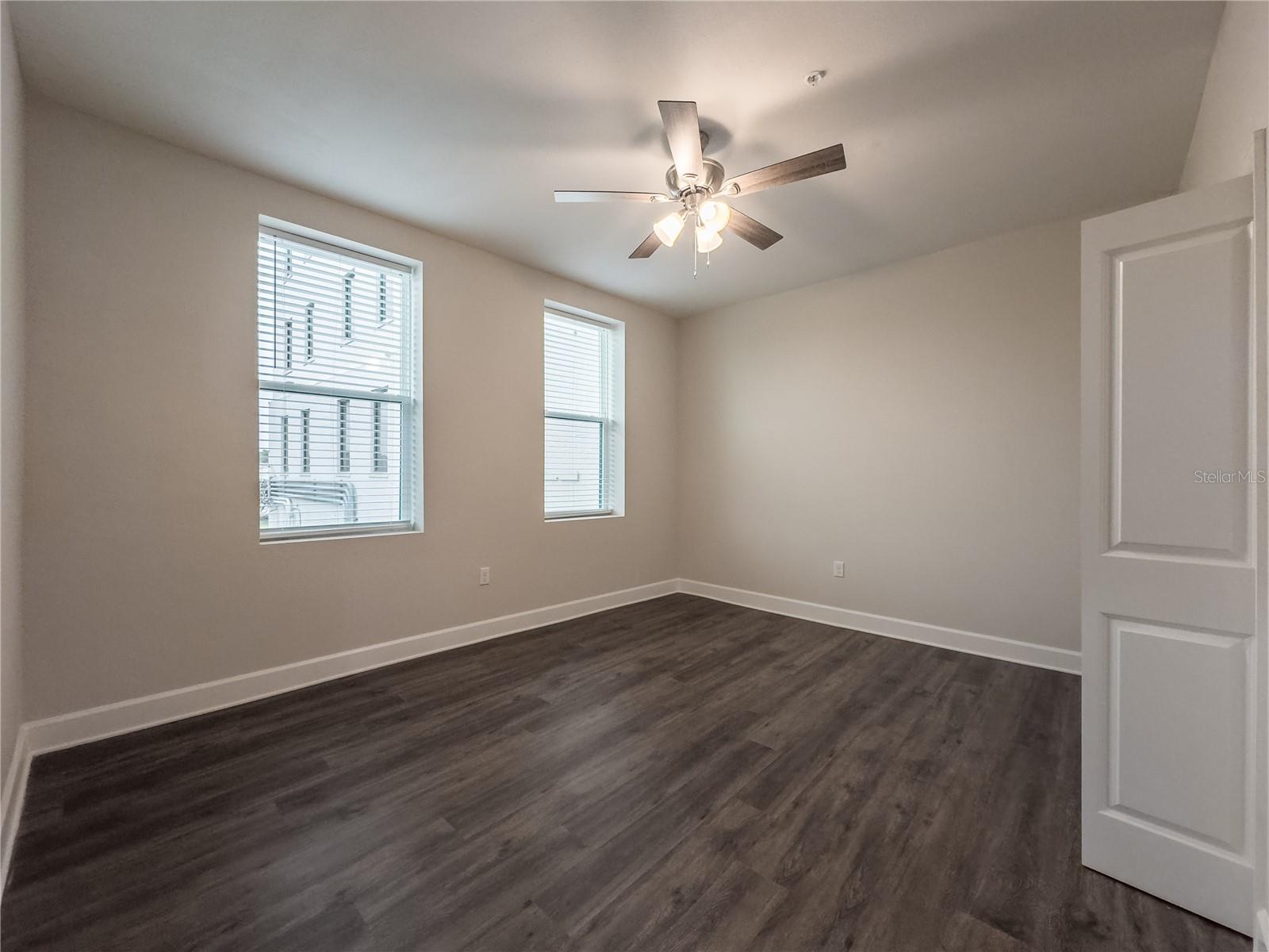 13 NE 1ST AVE #1