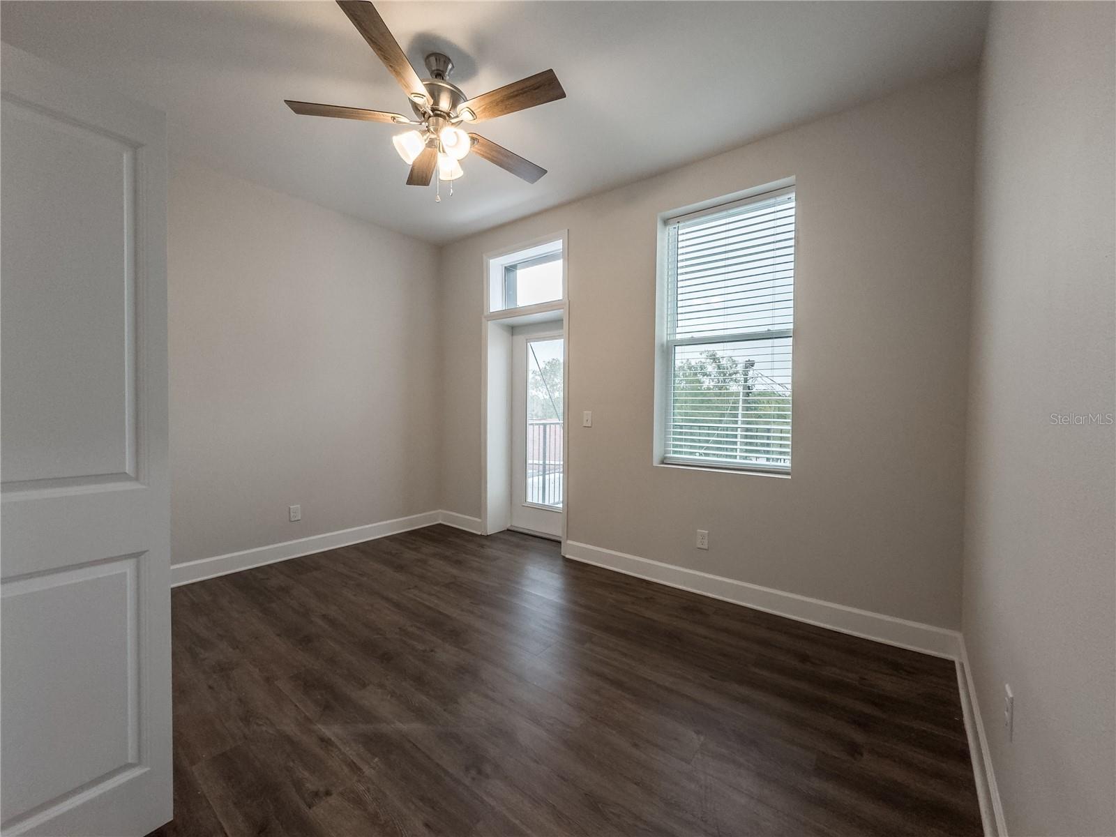 13 NE 1ST AVE #1