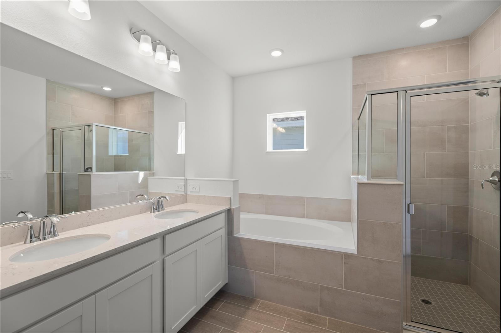 6573 SW 89 LOOP