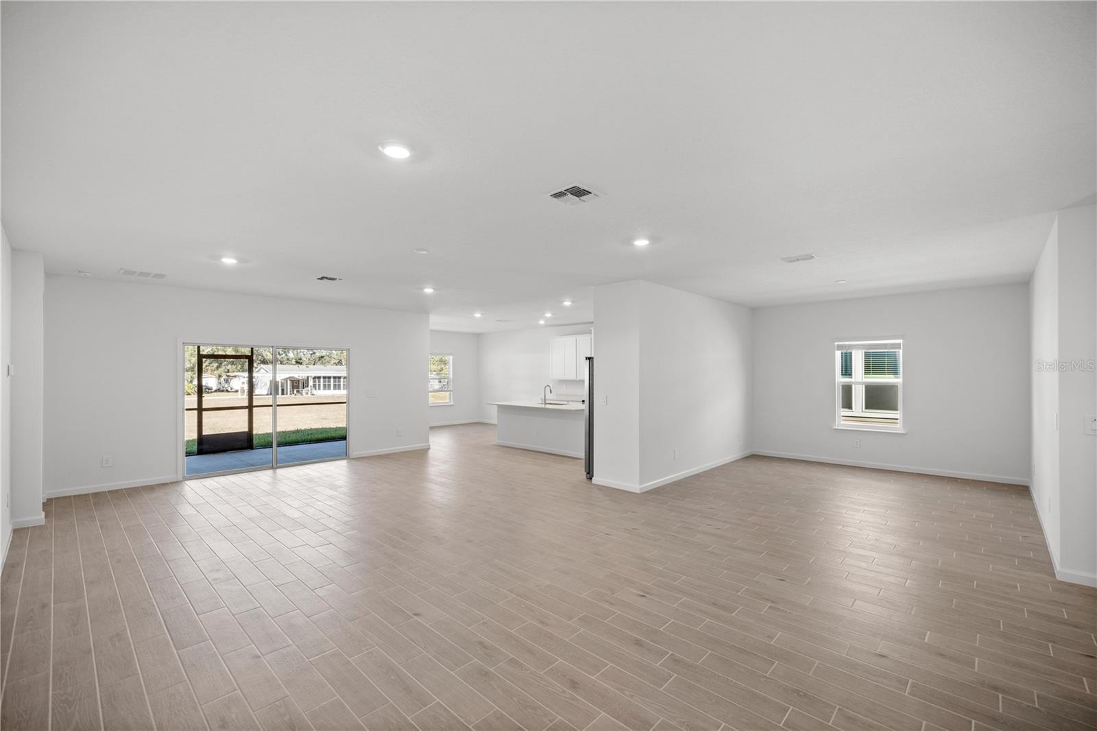 6573 SW 89 LOOP