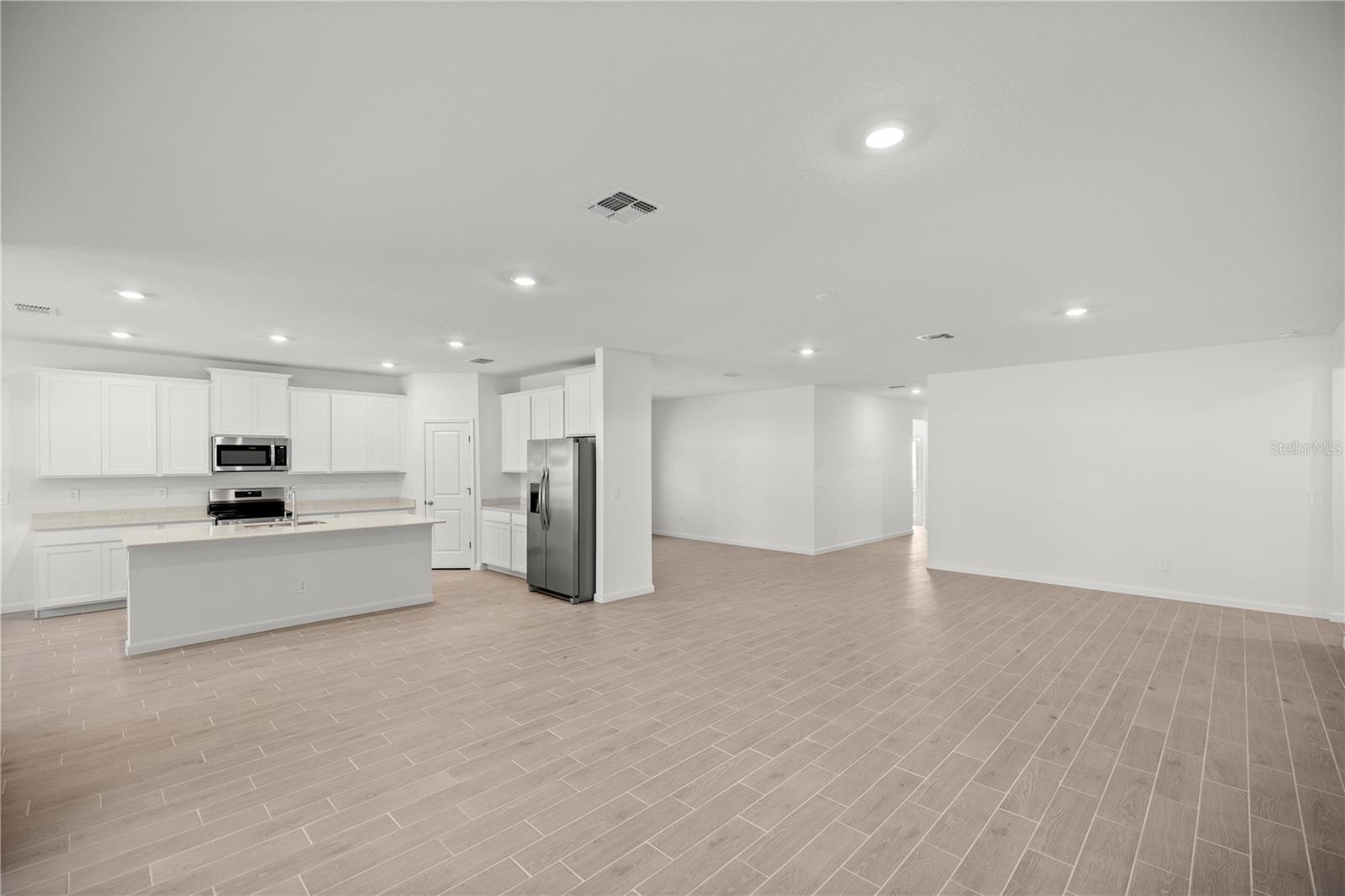 6573 SW 89 LOOP