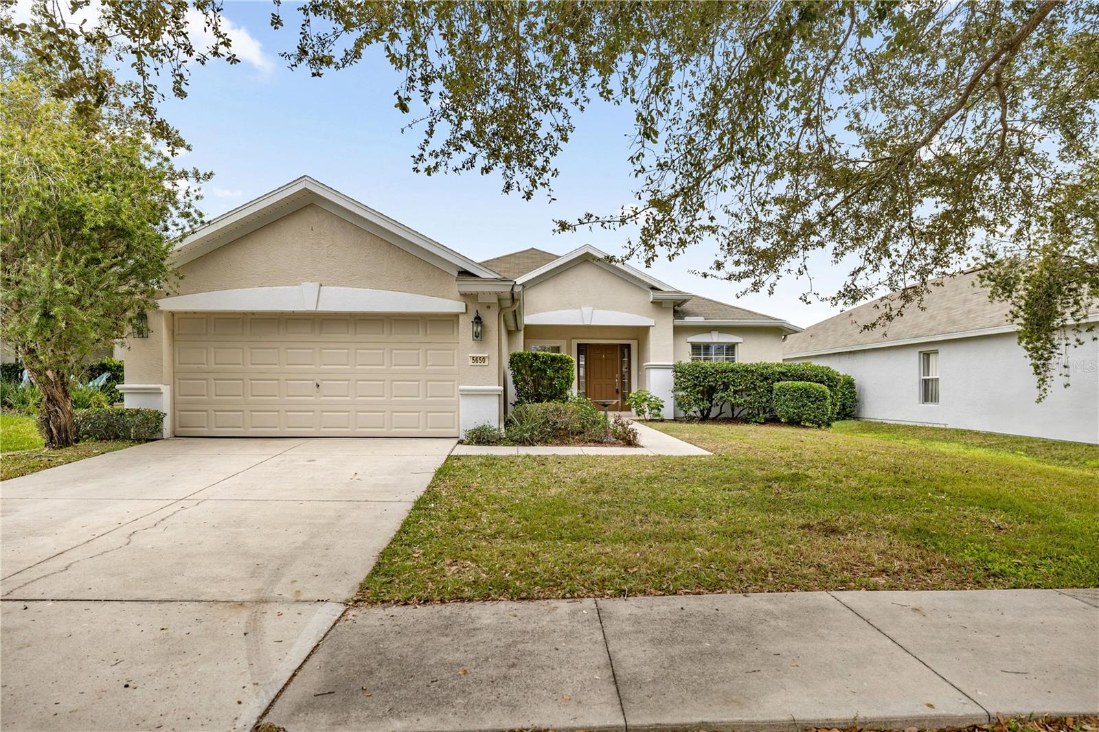 5650 SW 40 PL