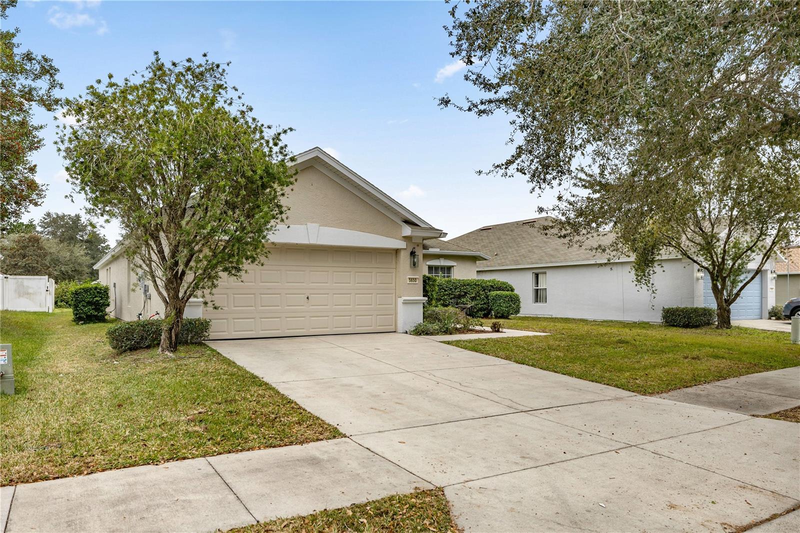 5650 SW 40 PL