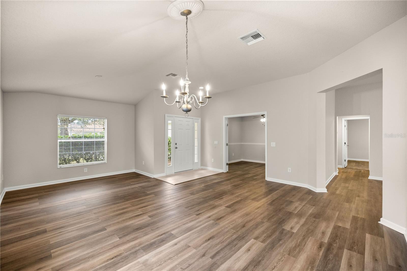 5650 SW 40 PL