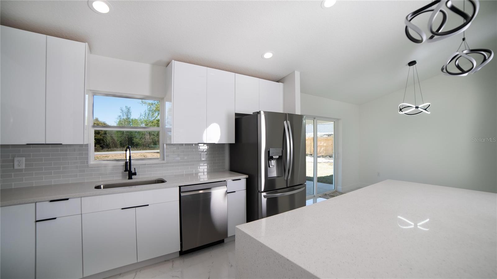 19 JUNIPER PASS