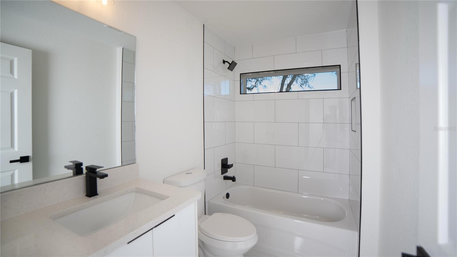 19 JUNIPER PASS