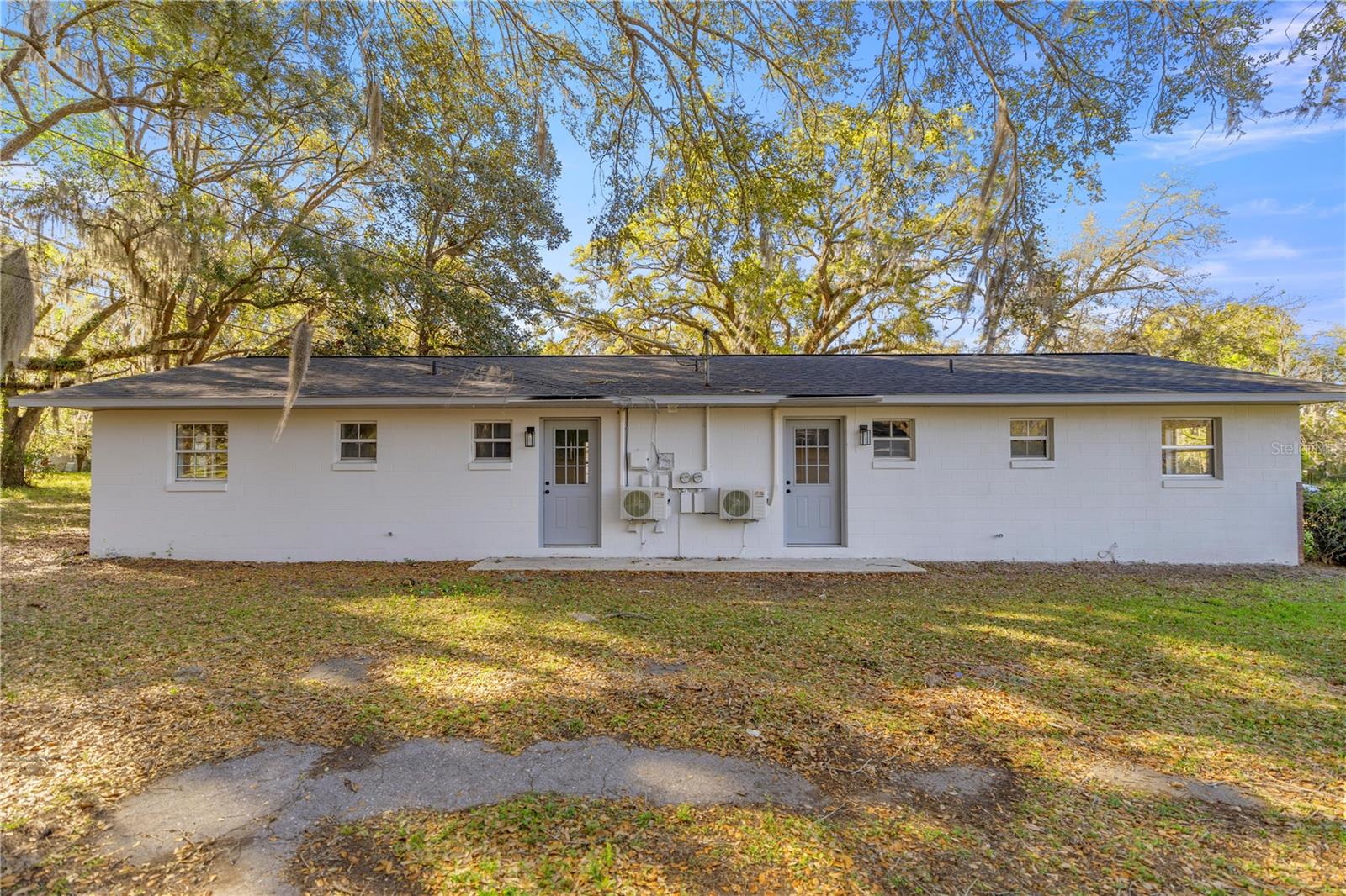 409 NE 26TH CT