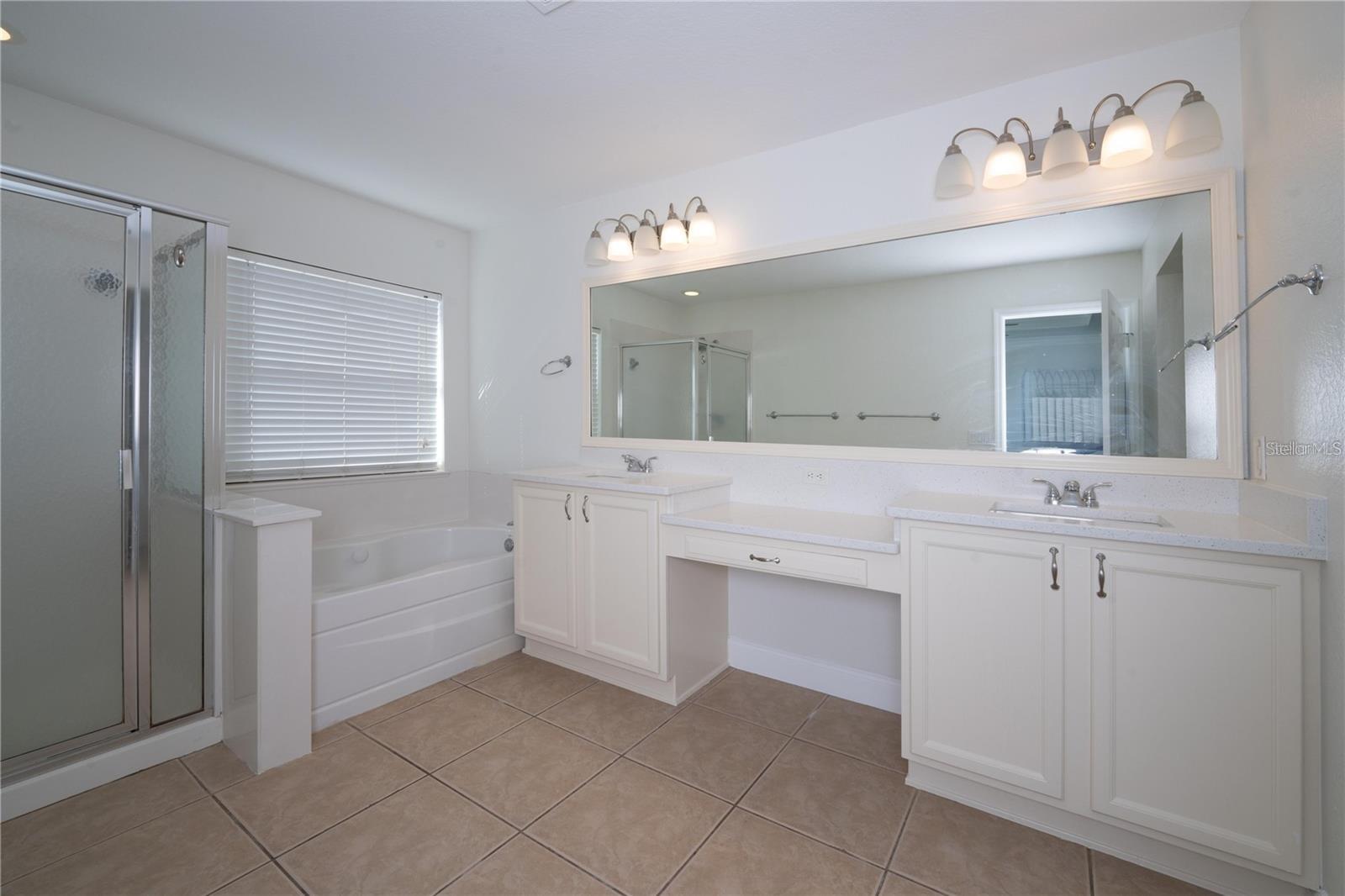 4098 SW 51 TER