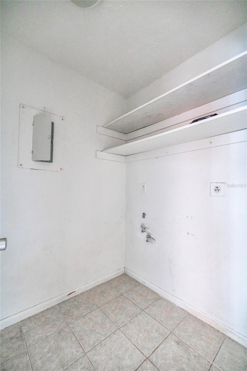 2931 SE 52ND ALL UNITS AVE